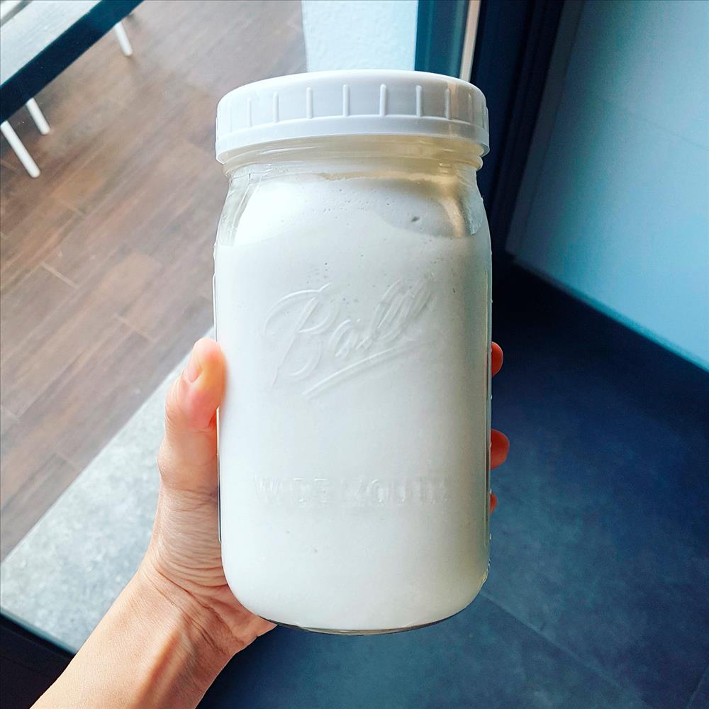 Yogur casero de leche de coco